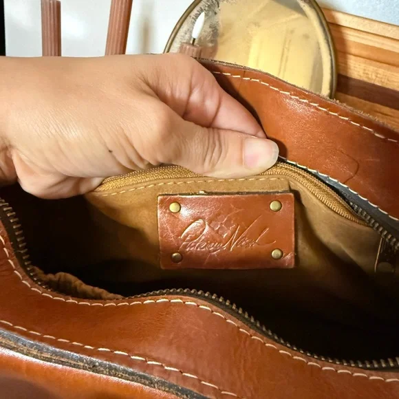 Patricia Nash| Cognac Leather Crossbody Bag| Vintage Style Twist Lock - Picture 5 of 5